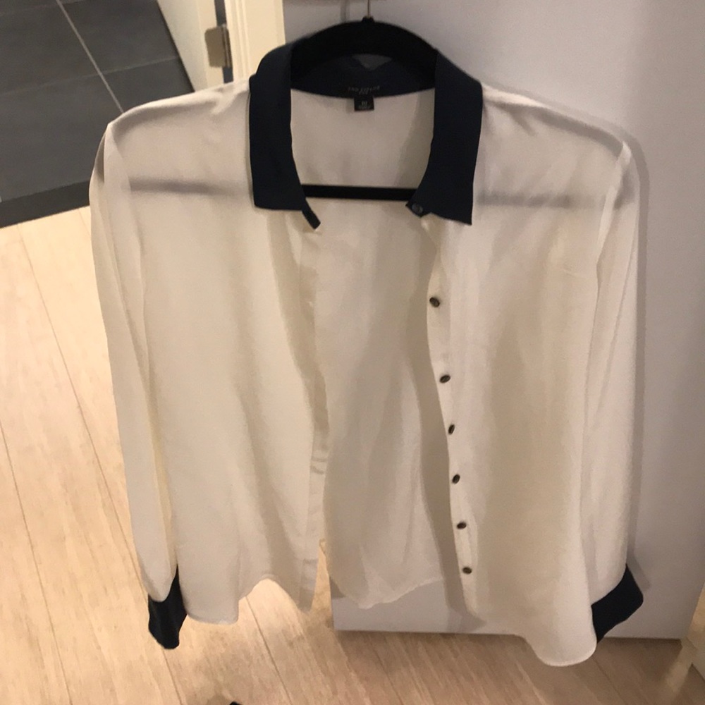 Navy and cream Ann Taylor blouse